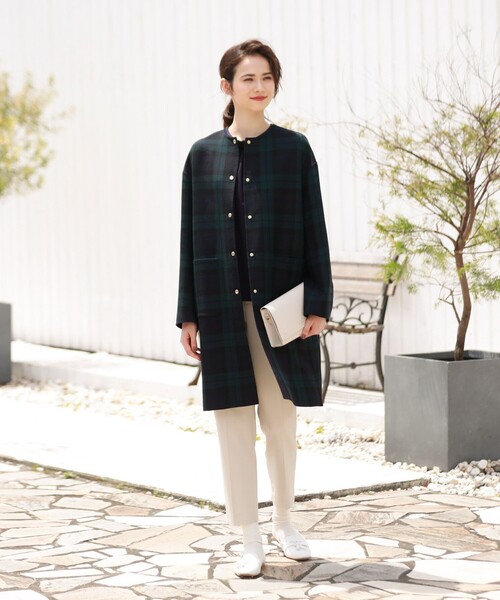 MACKINTOSH PHILOSOPHY（ﾏｯｷﾝﾄｯｼｭ ﾌｨﾛｿﾌｨｰ）の「スマホポシェット（ショルダーバッグ・レディース・ブラック/イエロー/ホワイト系その他/ダークネイビー・FREE）」の7枚目の写真