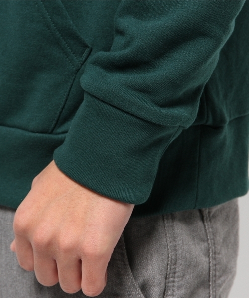 WEGO（ウィゴー）の「WEGO/ペンシルカレッジロゴプルパーカー（パーカー・メンズ・ダークグリーン/ネイビー・LARGE/MEDIUM）」の8枚目の写真