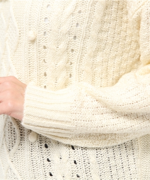 Every very nice claup（エブリィベリーナイスクラップ）の「つぶつぶ付オフタートル（ニット/セーター・レディース・アイボリー/ボルドー/ブルー系その他/ネイビー・FREE）」の6枚目の写真