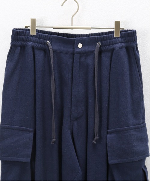 Oriens JOURNAL STANDARD(オリエンス ジャーナルスタンダード)の「ビッグポケットカーゴパンツ(カーゴパンツ・メンズ・ブラック/アイボリー/ブルー系その他・FREE)」の4枚目の写真