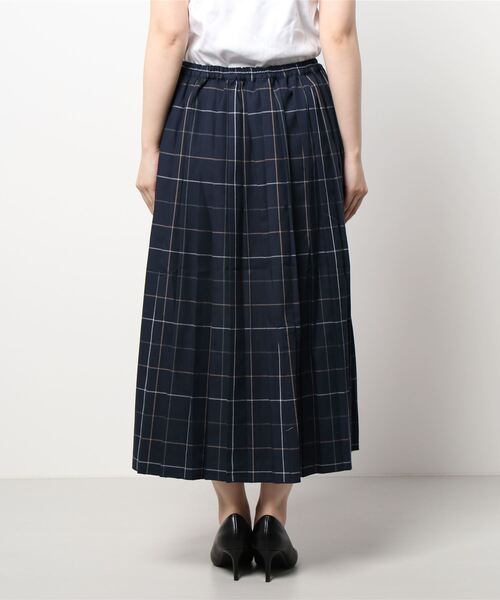 ehka sopo(エヘカソポ)の「チェック柄プリーツスカート(スカート・レディース・ベージュ/ネイビー/ブラウン・フリ-)」の5枚目の写真