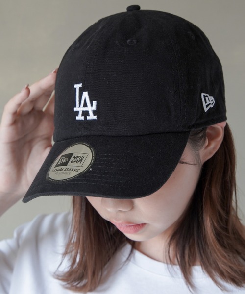NEW ERA（ニューエラ）の「【NEW ERA / ニューエラ】べーズボールLAロゴキャップ（キャップ・レディース・ブラック/ブルー・ONESIZE）」の7枚目の写真