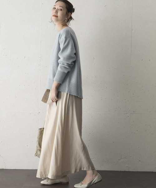 URBAN RESEARCH ROSSO（アーバンリサーチロッソ）の「『一部WEB限定カラー』エクストラファインバックスリットニット（ニット/セーター・レディース・ライトグレー/ブラック/ネイビー/ミント/ブラウン系その他/ブルー系その他・FREE）」の22枚目の写真