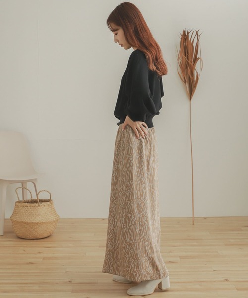 SENSE OF PLACE by URBAN RESEARCH（センスオブプレイスバイアーバンリサーチ）の「ボリュームスリーブドルマンカーディガン（カーディガン/ボレロ・レディース・ブラック/パープル/アイボリー・ONE）」の16枚目の写真