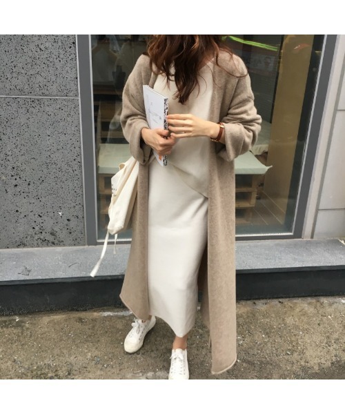 Ritzy（リッツィー）の「大人シルエット ゆる感 ロング丈 ニットカーディガン（カーディガン/ボレロ・レディース・ブラック/ベージュ/ブラウン/グレー・FREE）」の4枚目の写真