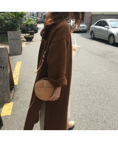 Ritzy（リッツィー）の「大人シルエット ゆる感 ロング丈 ニットカーディガン（カーディガン/ボレロ・レディース・ブラック/ベージュ/ブラウン/グレー・FREE）」の6枚目の写真