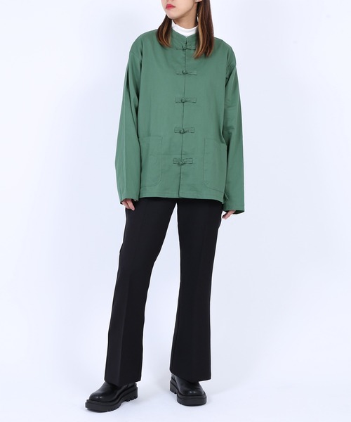 PUNYUS（プニュズ）の「センタープレスフレアパンツ（スラックス・レディース・レッド/グリーン/ブラック/ブラウン・3/1/2/4）」の12枚目の写真