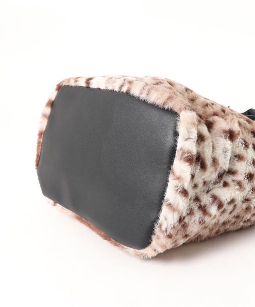 alcali（アルカリ）の「ラニオン　フリルリボンエコファー手提げバッグ【取り扱い店舗限定】（トートバッグ・レディース・ブラウン/グレイッシュベージュ・FREE）」の4枚目の写真