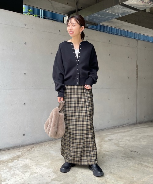 DouDou（ドゥドゥ）の「ドットボタンショートカーディガン（カーディガン/ボレロ・レディース・ブラック/ベージュ・FREE）」の4枚目の写真