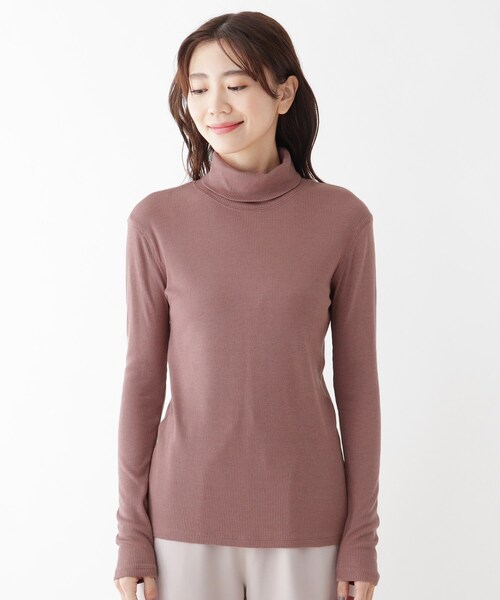 SHOO・LA・RUE(シューラルー)の「◆あったか機能付きリブタートル(Tシャツ/カットソー・レディース・ブラック/アイボリー/グレー系その他/ピンク系・02/03/04)」の5枚目の写真