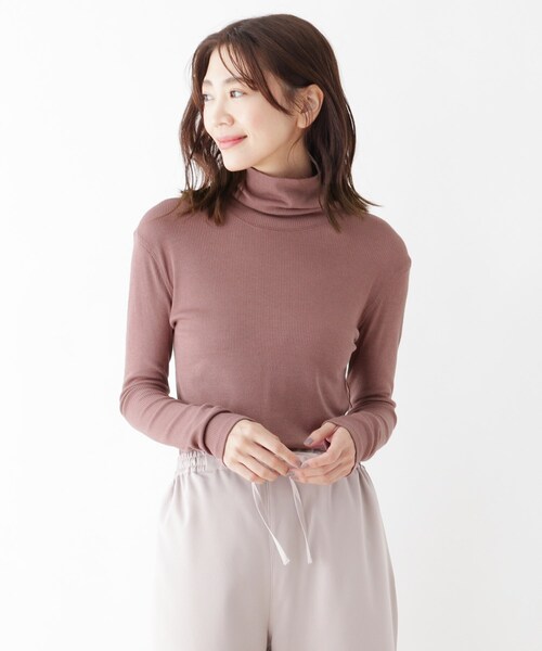 SHOO・LA・RUE(シューラルー)の「◆あったか機能付きリブタートル(Tシャツ/カットソー・レディース・ブラック/アイボリー/グレー系その他/ピンク系・02/03/04)」の14枚目の写真