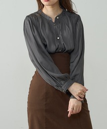【WEB限定カラー有り】マット釦とろみサテンブラウス