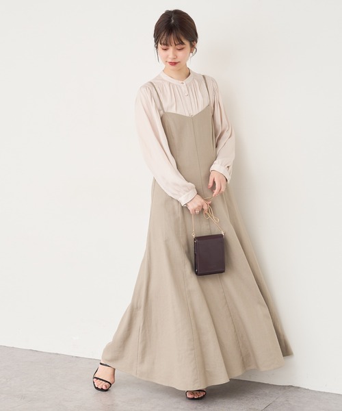 natural couture（ナチュラルクチュール）の「【WEB限定カラー有り】マット釦とろみサテンブラウス（シャツ/ブラウス・レディース・ブラウン/その他2/その他1/アイボリー/スミクロ/グリーン/ピンクベージュ・FREE）」の10枚目の写真