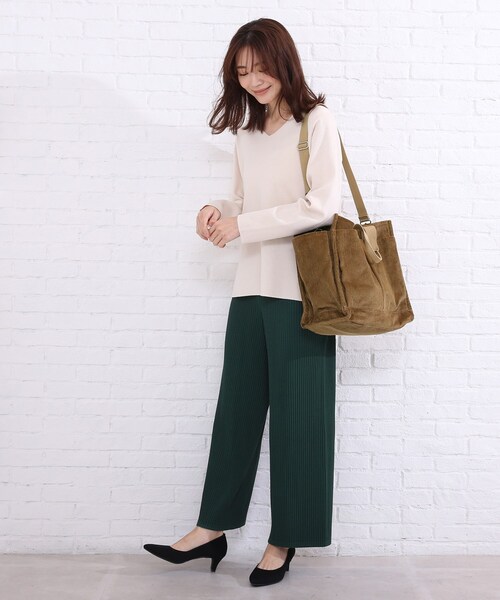 SHOO・LA・RUE（シューラルー）の「◆コーデュロイビッグ2WAYトート（トートバッグ・レディース・カーキ系4/ブラウン系その他/ナチュラル/ブラウン系・00）」の6枚目の写真