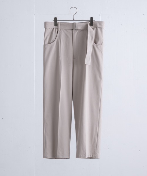 YUEATE（ユエイト）の「"belded wide slacks" ベルデッドワイドスラックス（スラックス・メンズ・グレイッシュベージュ/チャコールグレー・LARGE/MEDIUM）」の22枚目の写真