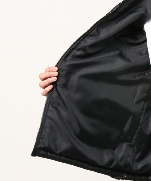 Right-on（ライトオン）の「中綿ＰＵジャケット（ダウンジャケット/コート・メンズ・ブラック/ベージュ・L/M/XL）」の4枚目の写真