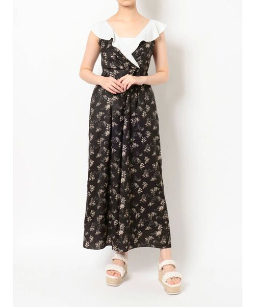 MERCURYDUO（マーキュリーデュオ）の「フラワーバックリボンロンパース（つなぎ/オールインワン・レディース・ブラック/ブルー・SMALL/MEDIUM）」の3枚目の写真