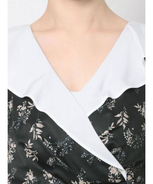 MERCURYDUO（マーキュリーデュオ）の「フラワーバックリボンロンパース（つなぎ/オールインワン・レディース・ブラック/ブルー・SMALL/MEDIUM）」の7枚目の写真