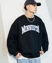 Ressaca（レサーカ）の「ビッグシルエット ミネソタ カレッジロゴ 刺繍裏起毛スウェットトレーナー（スウェット・メンズ）」