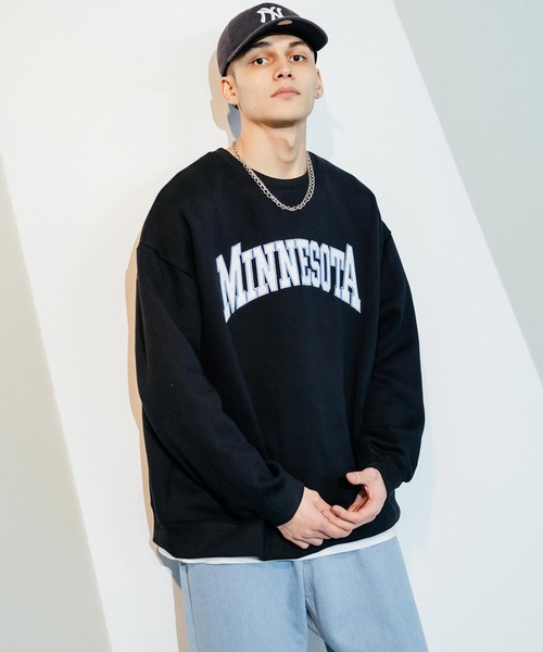 Ressaca(レサーカ)の「ビッグシルエット ミネソタ カレッジロゴ 刺繍裏起毛スウェットトレーナー(スウェット・メンズ・グレー/オートミール/グリーン/ブラック・M/L)」の6枚目の写真