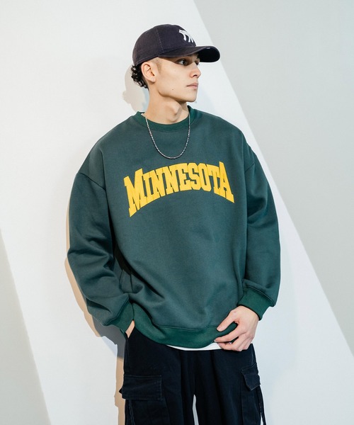 Ressaca(レサーカ)の「ビッグシルエット ミネソタ カレッジロゴ 刺繍裏起毛スウェットトレーナー(スウェット・メンズ・グレー/オートミール/グリーン/ブラック・M/L)」の13枚目の写真