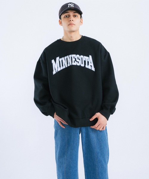 Ressaca(レサーカ)の「ビッグシルエット ミネソタ カレッジロゴ 刺繍裏起毛スウェットトレーナー(スウェット・メンズ・グレー/オートミール/グリーン/ブラック・M/L)」の21枚目の写真