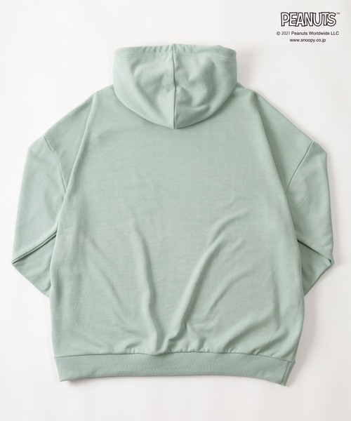 PEANUTS（ピーナッツ）の「【PEANUTS/ピーナッツ】SNOOPYスヌーピーアームプリントフーディ―/プルパーカー/ビッグシルエット（パーカー・レディース・チャコールグレー/オレンジ/アイボリー/ミント・M/L/XL）」の5枚目の写真