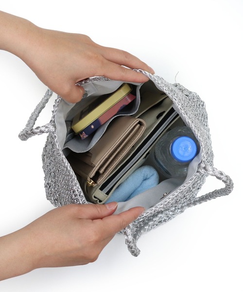 MIAN (ミアン)の「透かし編みフィルムトート(かごバッグ・レディース・ブラック/ブラウン/シルバー/グリーン・FREE)」の13枚目の写真