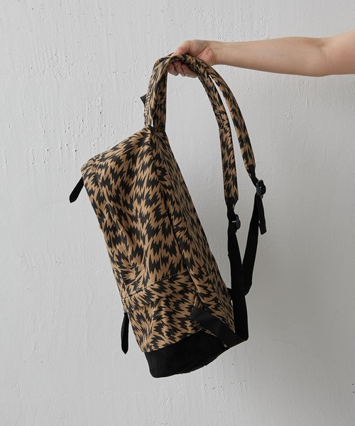 MASTER&Co（マスターアンドコー）の「【MASTER&Co. /マスターアンドコー】×ELEY KISHIMOTO FLASH DAYPACK/フラッシュリュック（バックパック/リュック・レディース・ホワイト/ベージュ/ブラック・FREE）」の11枚目の写真