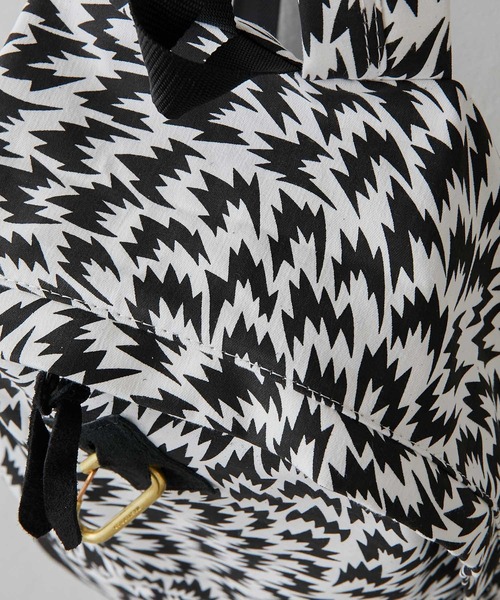 MASTER&Co（マスターアンドコー）の「【MASTER&Co. /マスターアンドコー】×ELEY KISHIMOTO FLASH DAYPACK/フラッシュリュック（バックパック/リュック・レディース・ホワイト/ベージュ/ブラック・FREE）」の10枚目の写真