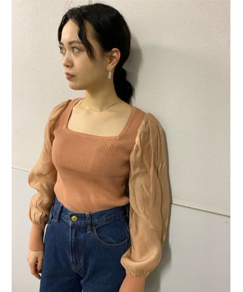 SLY（スライ）の「SHEER S/L SQUARE N/C TOPS シアースリーブ