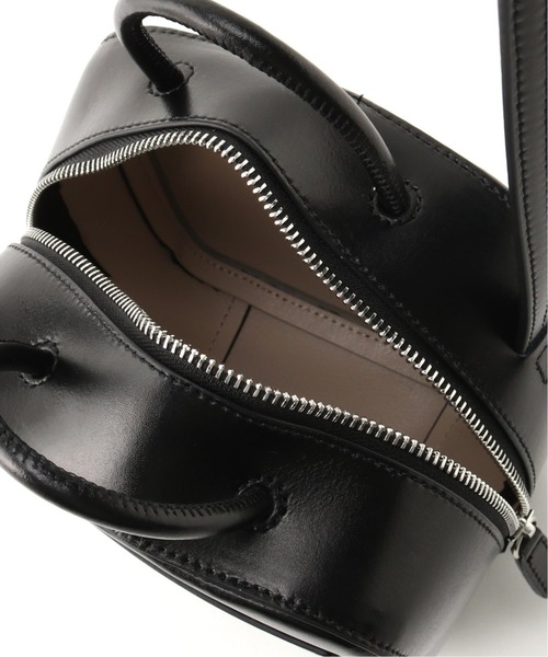 SLOBE IENA(スローブイエナ)の「【YAHKI /ヤーキ】スクエアショルダーバッグ◆(ショルダーバッグ・レディース・ホワイト/ブラック・FREE)」の5枚目の写真