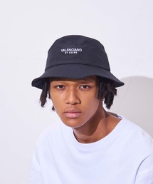 atmos pink | VALENCIANO by KELME LUX BUCKET HAT / ヴァレンシアーノ ラックスバケットハット(ハット)