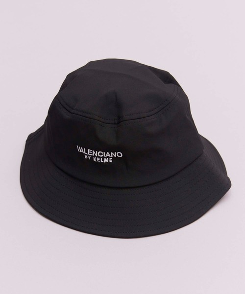 atmos pink（アトモスピンク）の「VALENCIANO by KELME LUX BUCKET HAT / ヴァレンシアーノ ラックスバケットハット（ハット・メンズ・ベージュ/ブラック・FREE）」の4枚目の写真