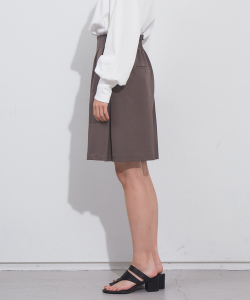 NOMINE（ノミネ）の「サイドタックショートパンツ【セットアップ対応】（その他パンツ・レディース・アイボリー/セージグリーン/モカ・フリー）」の10枚目の写真