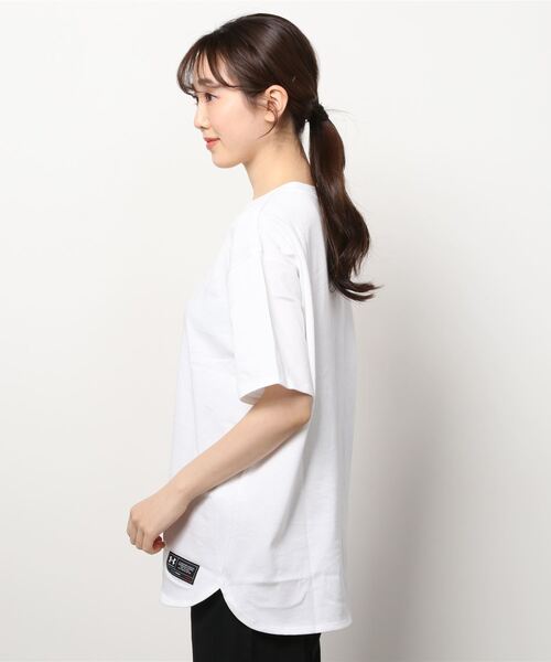 UNDER ARMOUR（アンダーアーマー）の「アンダーアーマー  UA Cotton Tunic Tee（Tシャツ/カットソー・レディース・ホワイト/ブラック・S/XL/M/L）」の4枚目の写真