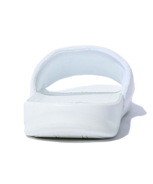 RIPNDIP（リップンディップ）の「RIPNDIP/リップンディップ LORD NERMAL GLOW IN THE DARK SLIDE スライドサンダル フラットシャワーサンダル（サンダル・メンズ・ホワイト・8/9）」の3枚目の写真