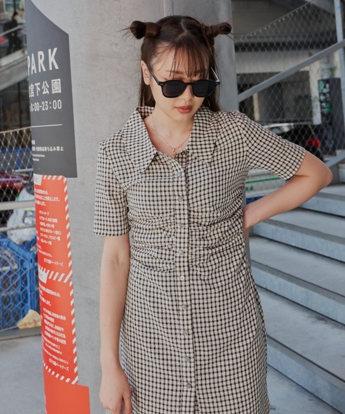 SHAGGIE（シャギー）の「ウエストギャザーチェック柄半袖ワンピース