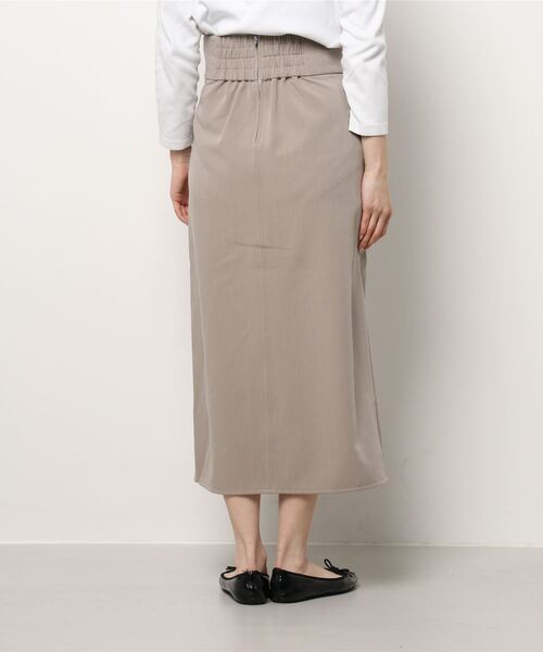 FREE'S MART（フリーズマート）の「深スリットロングナロースカート（スカート・レディース・ホワイト/ブラック/ベージュ・MEDIUM/SMALL）」の4枚目の写真