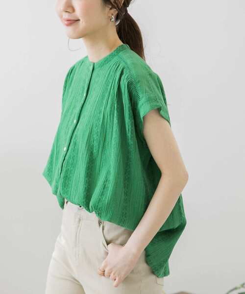 URBAN RESEARCH Sonny Label（アーバンリサーチサニーレーベル）の「楊柳ギャザーフレンチブラウス（シャツ/ブラウス・レディース・オフホワイト/ライトグレー/グリーン/ブラック・FREE）」の22枚目の写真