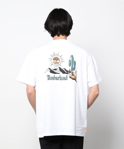 Timberland（ティンバーランド）の「メンズ 半袖 バック グラフィック Tシャツ（Tシャツ/カットソー・メンズ・ホワイト・SMALL/MEDIUM/LARGE/X-LARGE/XX-LARGE）」の3枚目の写真