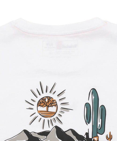 Timberland（ティンバーランド）の「メンズ 半袖 バック グラフィック Tシャツ（Tシャツ/カットソー・メンズ・ホワイト・SMALL/MEDIUM/LARGE/X-LARGE/XX-LARGE）」の6枚目の写真