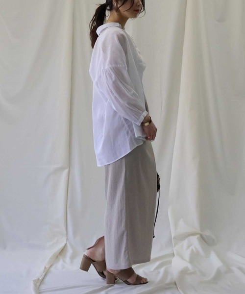 HONEYSUCKLE ROSE（ハニーサックルローズ）の「【HONEYSUCKLE ROSE】ローン無地ブラウス（シャツ/ブラウス・レディース・ブラック/パープル/オフホワイト・M/L）」の13枚目の写真