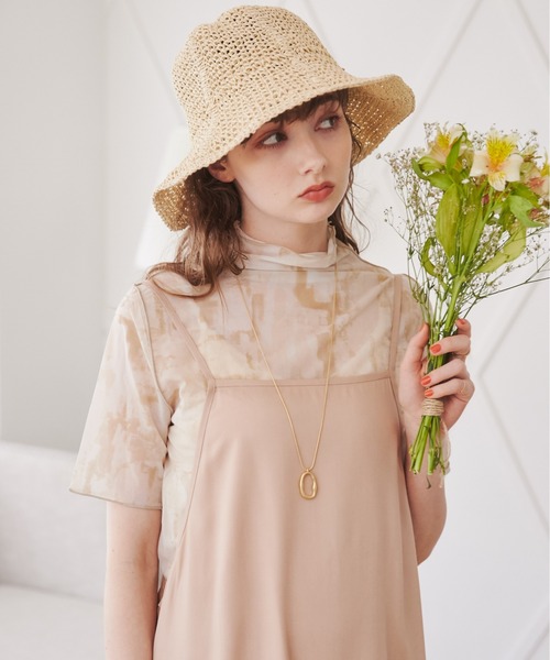 ANGIE（アンジー）の「【前後２WAY】ニュアンスプリントハイネック半袖シアートップス（Tシャツ/カットソー・レディース・ベージュ/グレー・FREE）」の7枚目の写真