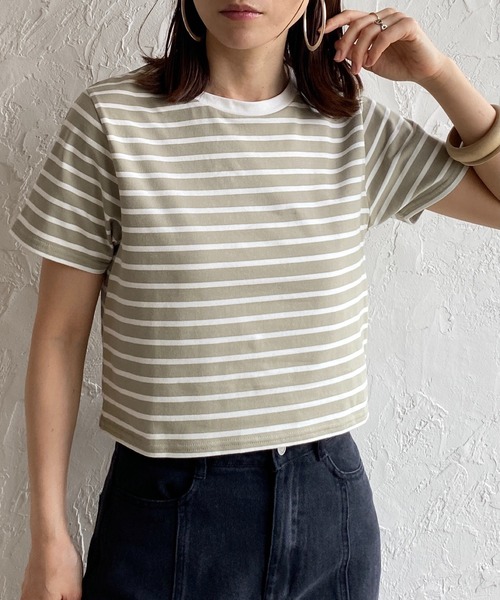 She's Closet（シーズクローゼット）の「クルーネックリンガーボーダー半袖クロップドTシャツ（Tシャツ/カットソー・レディース・ホワイト/ネイビー/グリーン/ミント・FREE）」の3枚目の写真