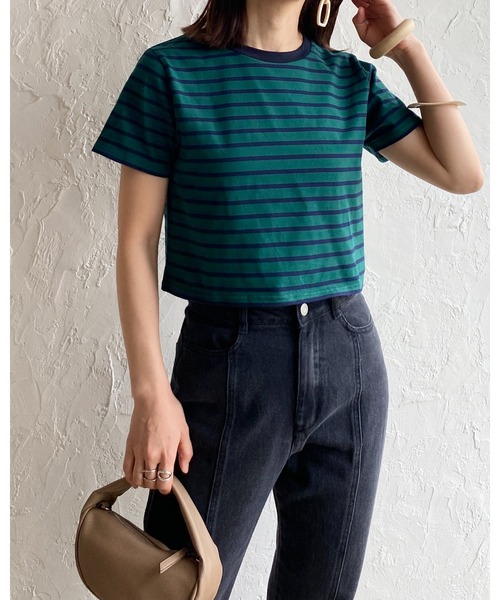 She's Closet（シーズクローゼット）の「クルーネックリンガーボーダー半袖クロップドTシャツ（Tシャツ/カットソー・レディース・ホワイト/ネイビー/グリーン/ミント・FREE）」の7枚目の写真