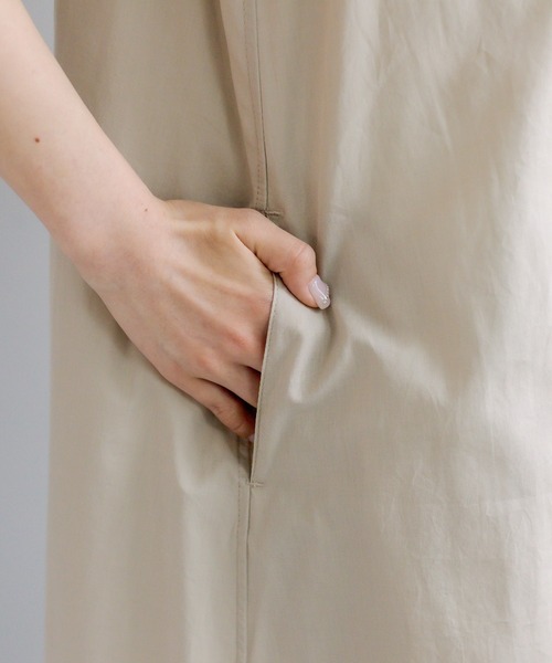 PUAL CE CIN（ピュアルセシン）の「クレリック ノースリーブワンピース（ワンピース・レディース・ベージュ/スミクロ/ブルー系/イエロー系・FREE）」の7枚目の写真