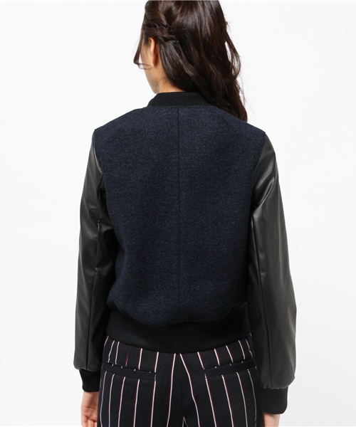 OUTLET(アウトレット)の「【Chez toi】Fレザー×ブークレスタジャン(スタジャン・レディース・キャメル/ネイビー・MEDIUM)」の5枚目の写真