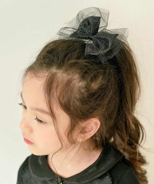 Rora（ローラ）の「【日本製】シャンテ きらきら リボン ヘアゴム (3color)（ヘアゴム・キッズ・ホワイト/ブラック/ゴールド/ベージュ・FREE）」の8枚目の写真