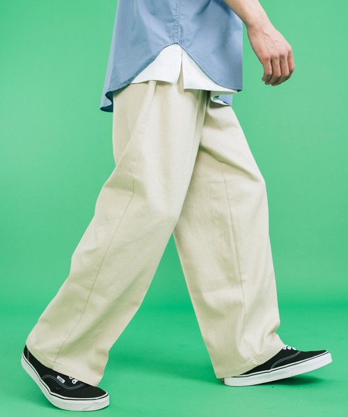 Ressaca(レサーカ)の「センタープレスワイドストレートパンツ ツイル デニム(チノパンツ・メンズ・ライトブルー/ブラック/ベージュ/パープル/ブラウン/インディゴブルー/グリーン/クリーム・M/L/XL)」の12枚目の写真